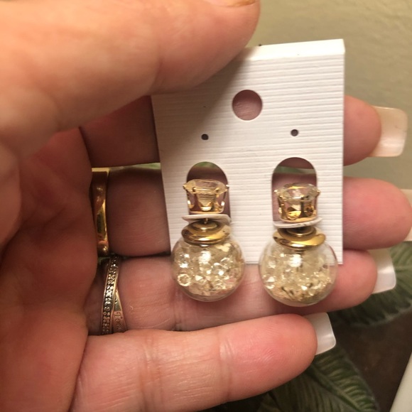 6/25$ or Listed!🎁 
Pretty wicker & Yellow fashion Earrings - Picture 5 of 7